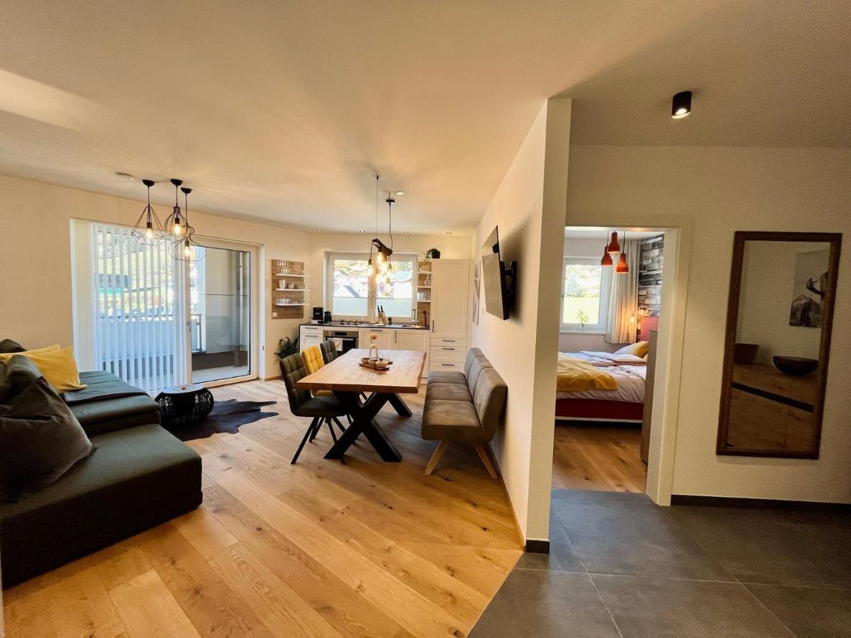 Alpin Art Appartements Grobming Eksteriør billede
