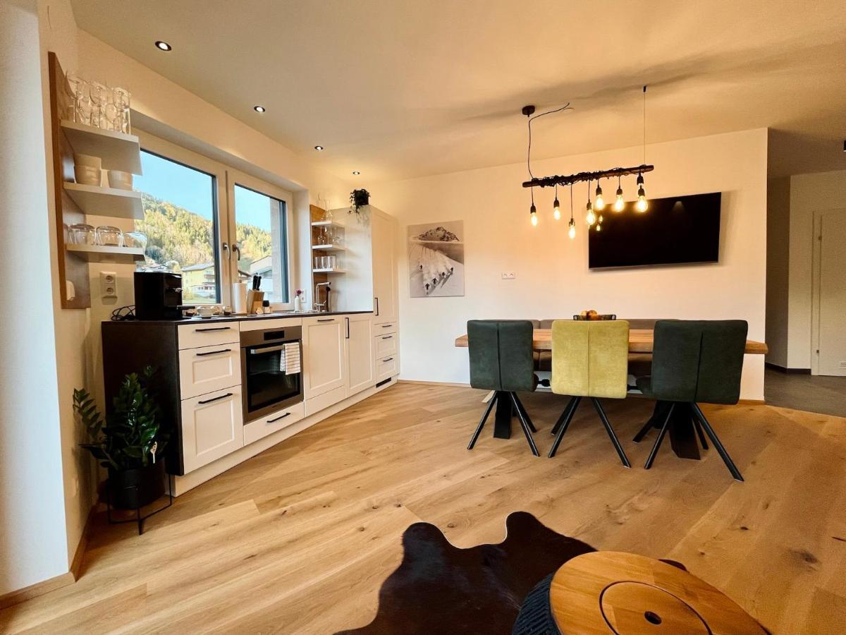 Alpin Art Appartements Grobming Eksteriør billede
